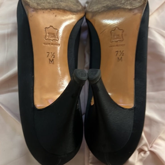 ✨HOST PICK✨Vintage YSL black pumps - Picture 11 of 11